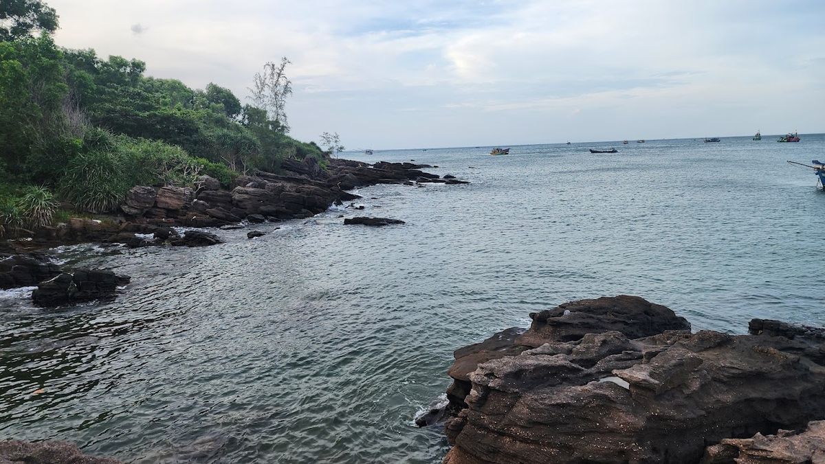 Bãi xếp nhỏ photo 2