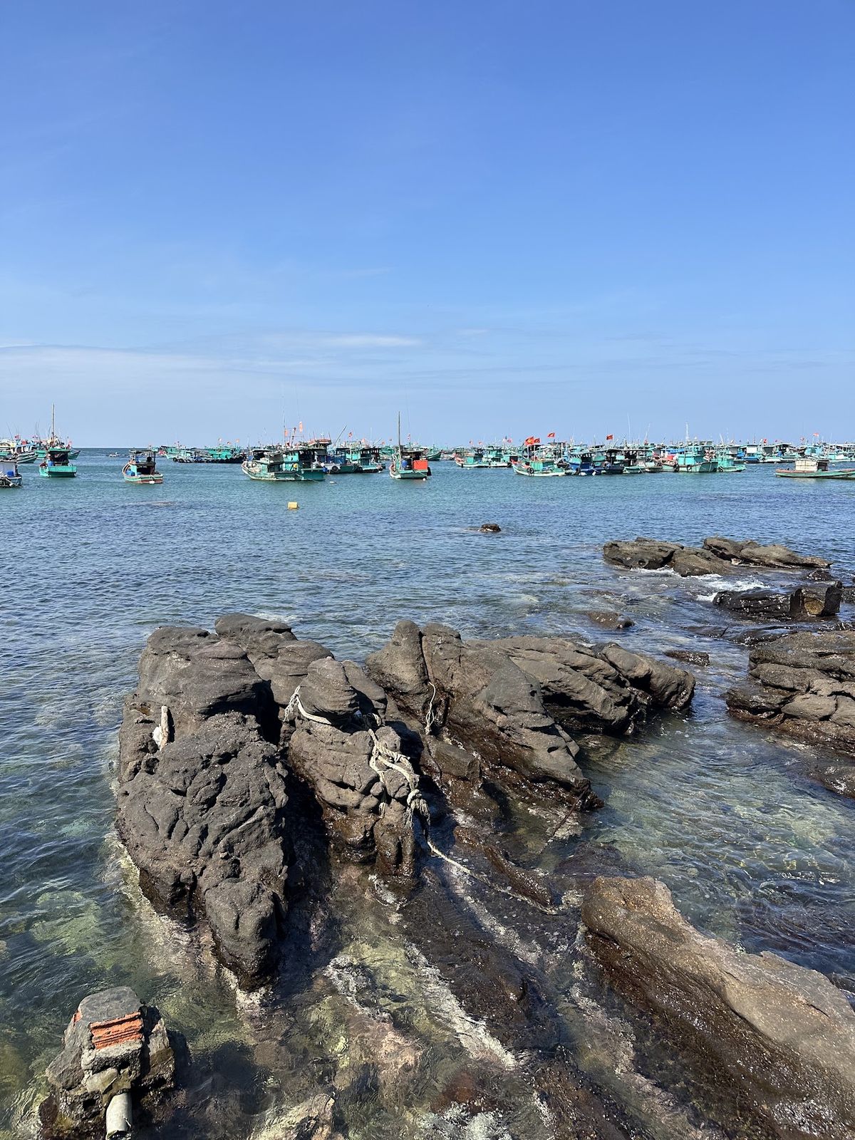Quiet, uncrowded cove with clear water — few tourists know it, Bãi xếp nhỏ, Phu Quoc