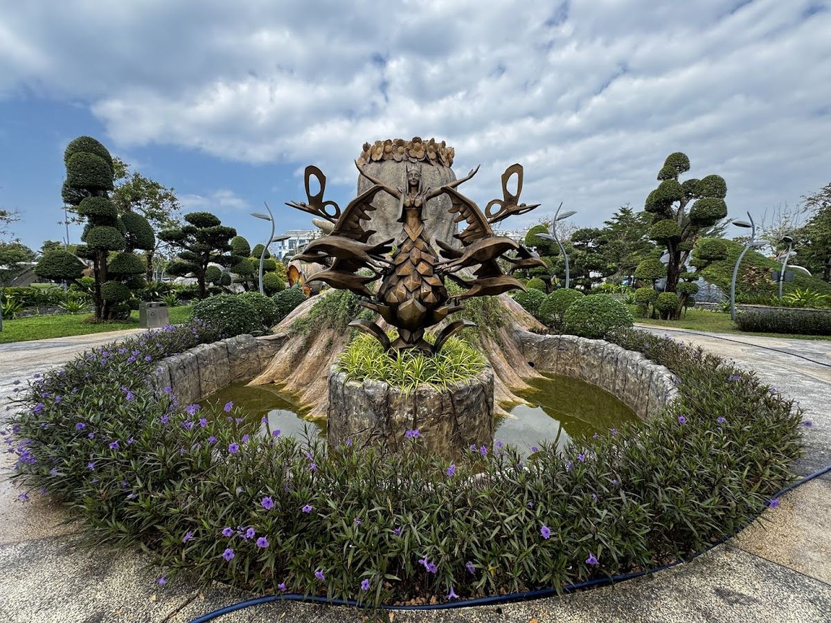 Công viên Nghệ thuật Đương đại Urban Park - Grand World photo 4