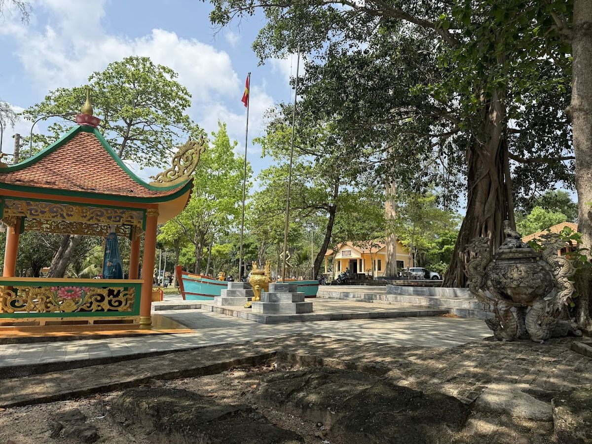 Dinh Bà Lớn Tướng Lê Kim Định photo 4