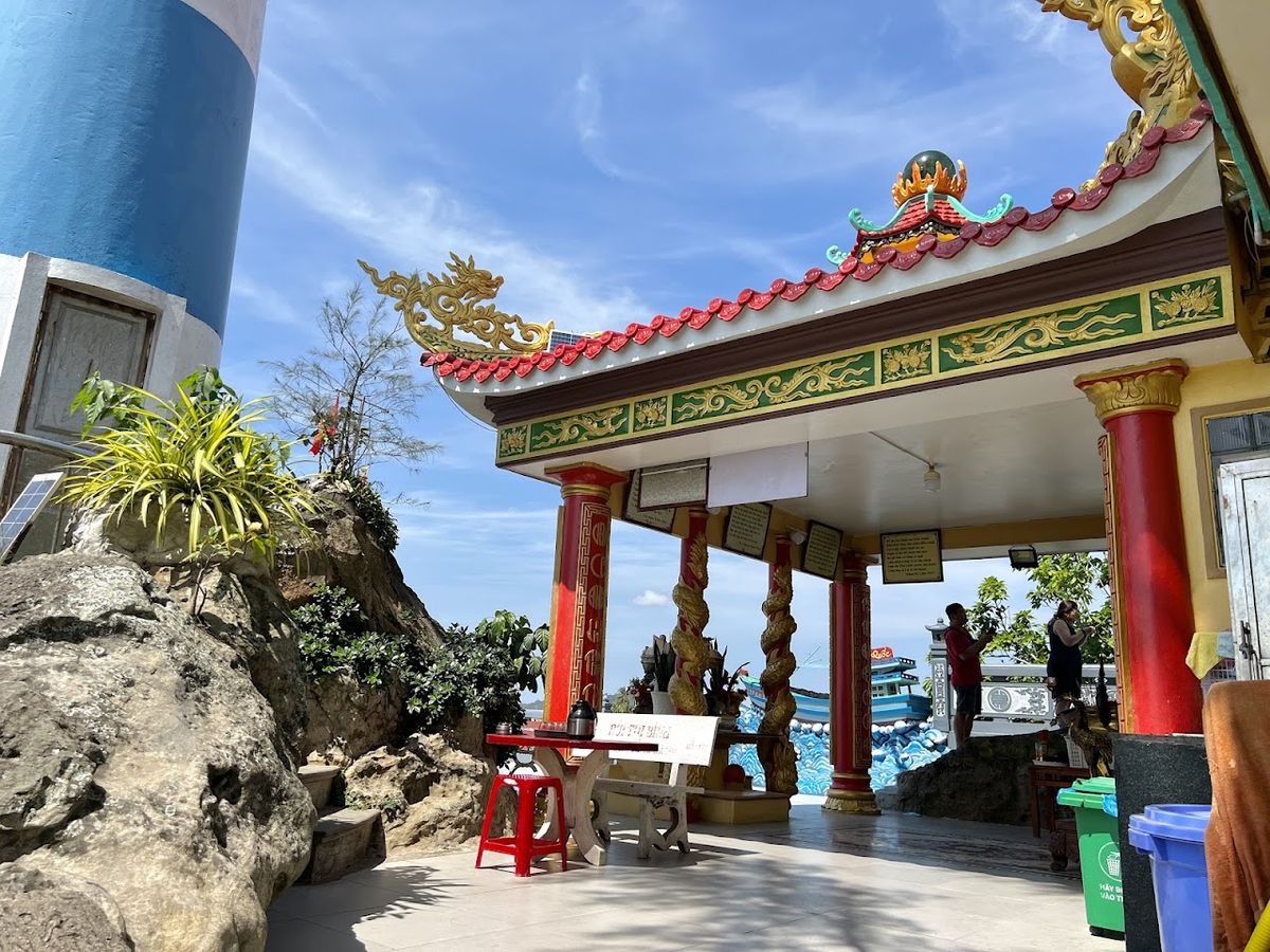 Dinh Cậu photo 2
