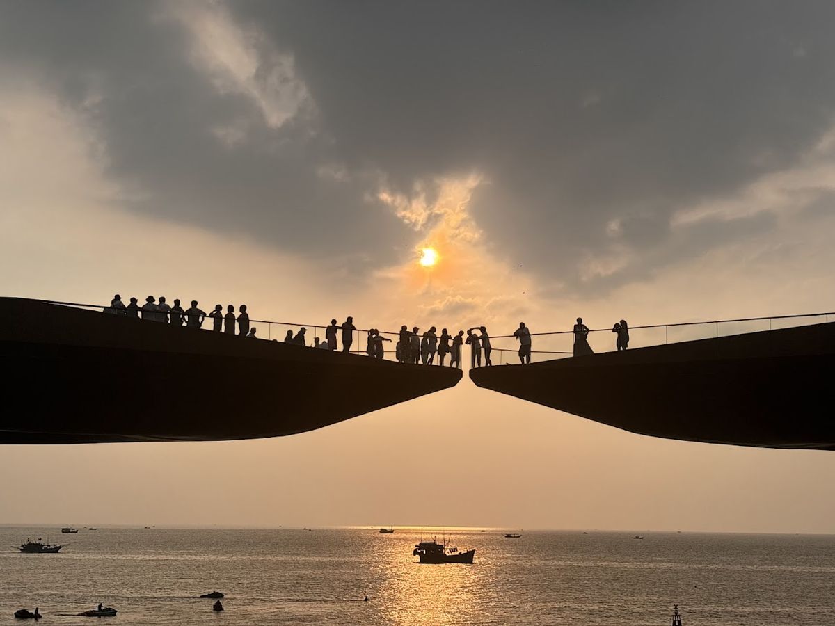 Kiss Bridge photo 2