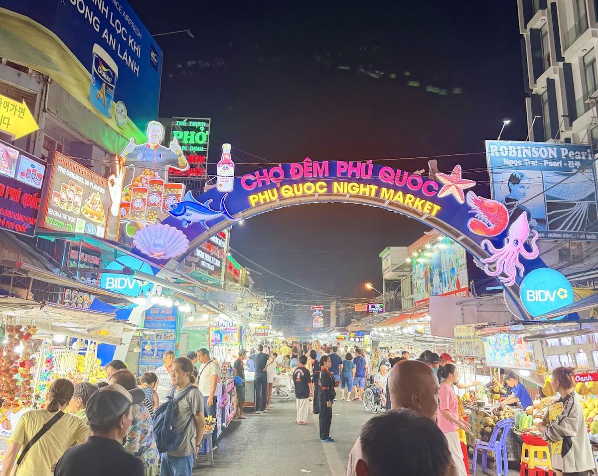 PHU QUOC NIGHT MARKET & LOCAL FOOD photo 2