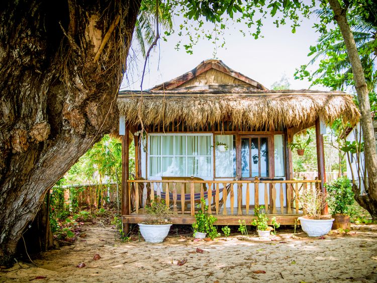 Bamboo Cottages & Restaurant exterior in Long Beach
