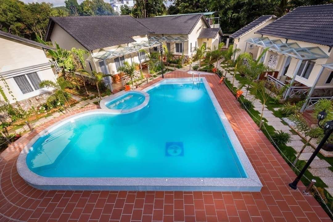 Blue Paradise Resort facilities in Long Beach