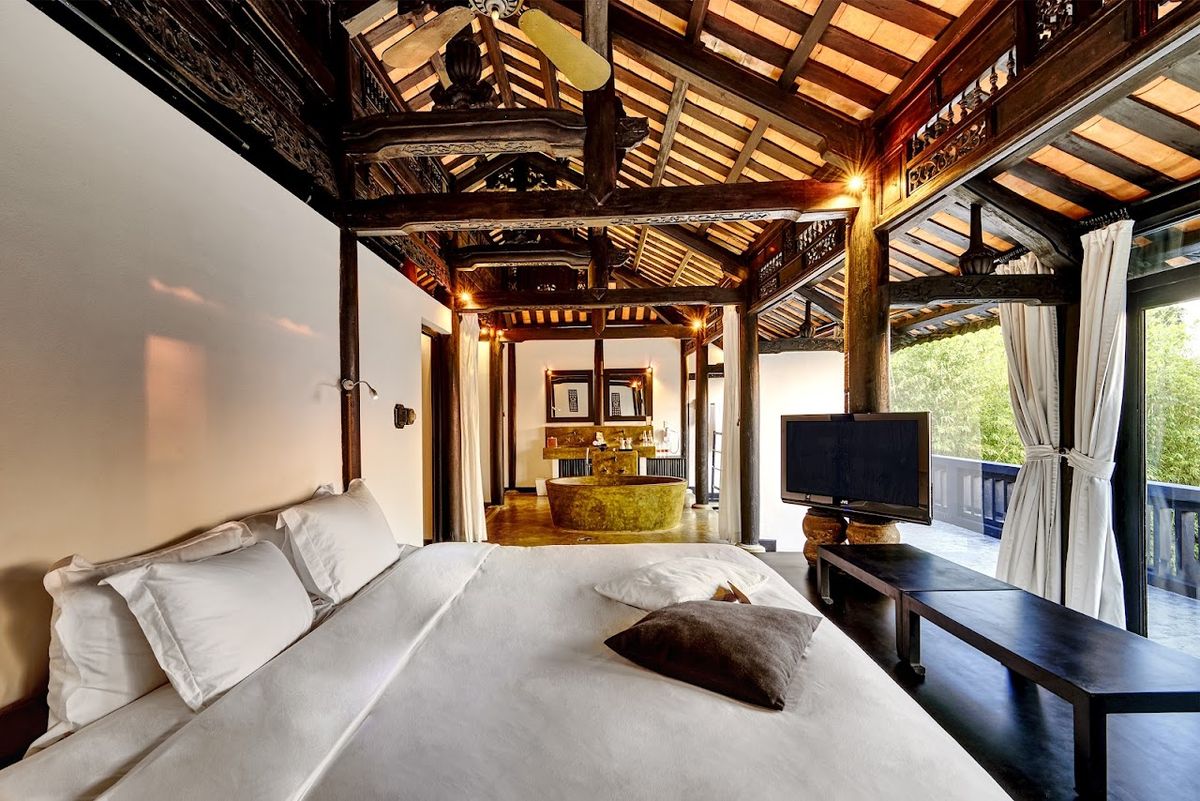 Chen Sea Resort & Spa Phu Quoc pool and grounds in Duong Dong
