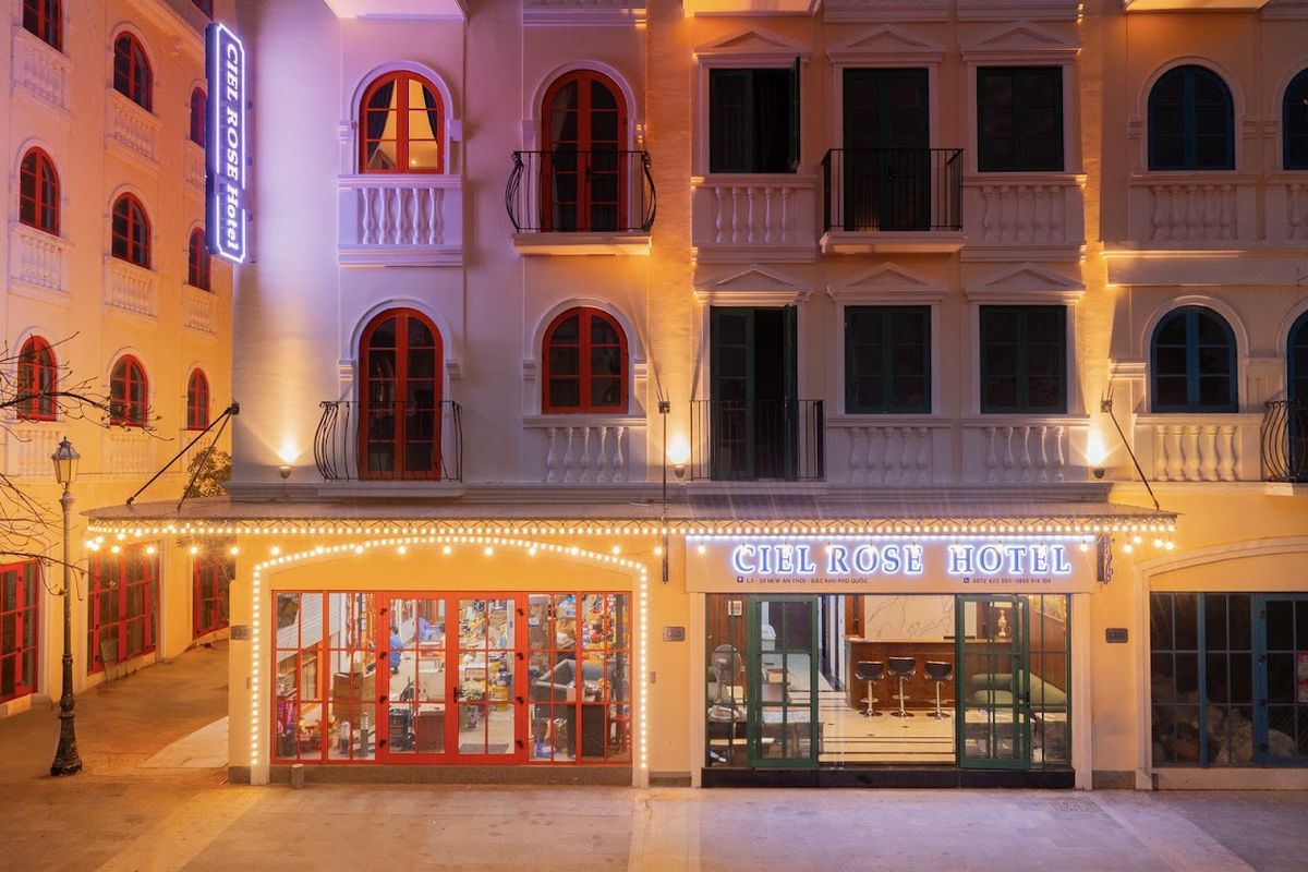 Ciel Rose Hotel exterior in Bai Sao