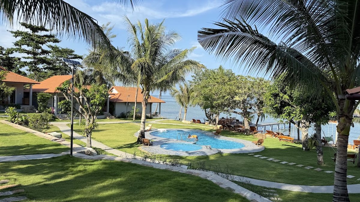 Cosian Bay Resort room interior in Bai Sao