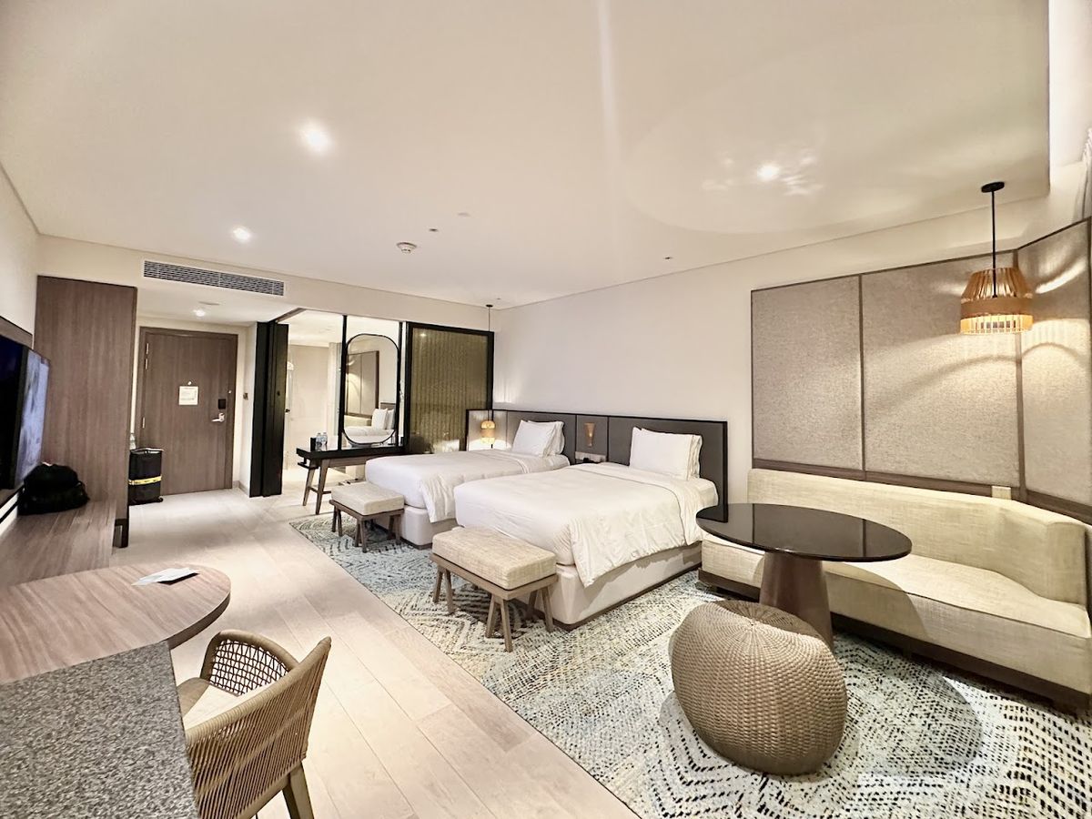 Crowne Plaza Phu Quoc Starbay by IHG pool and grounds in Long Beach