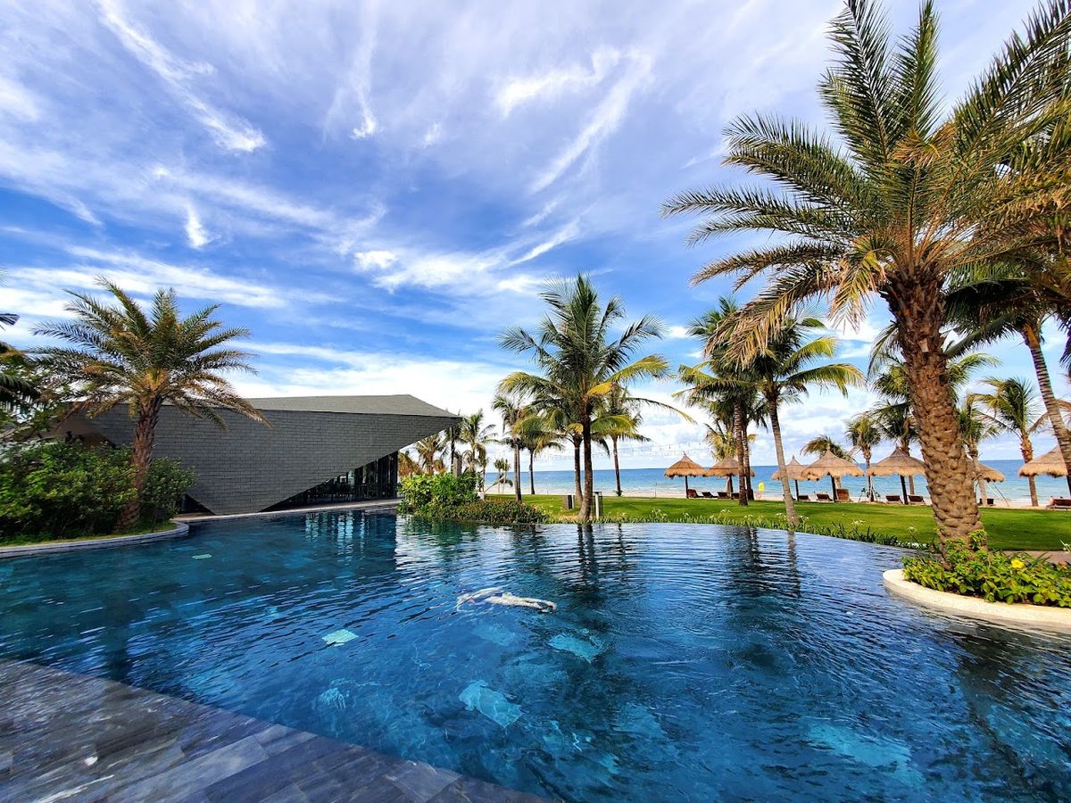 Crowne Plaza Phu Quoc Starbay by IHG room interior in Long Beach