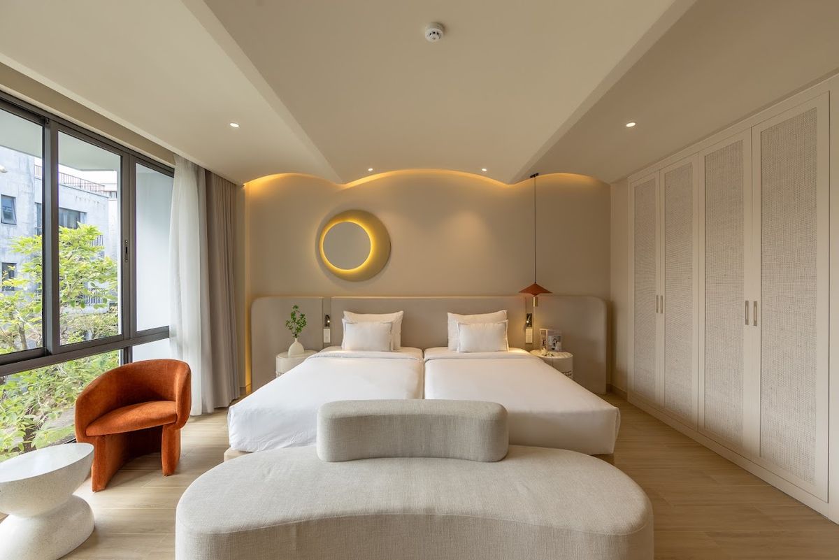 Emerald Boutique Hotel Phú Quốc pool and grounds in An Thoi