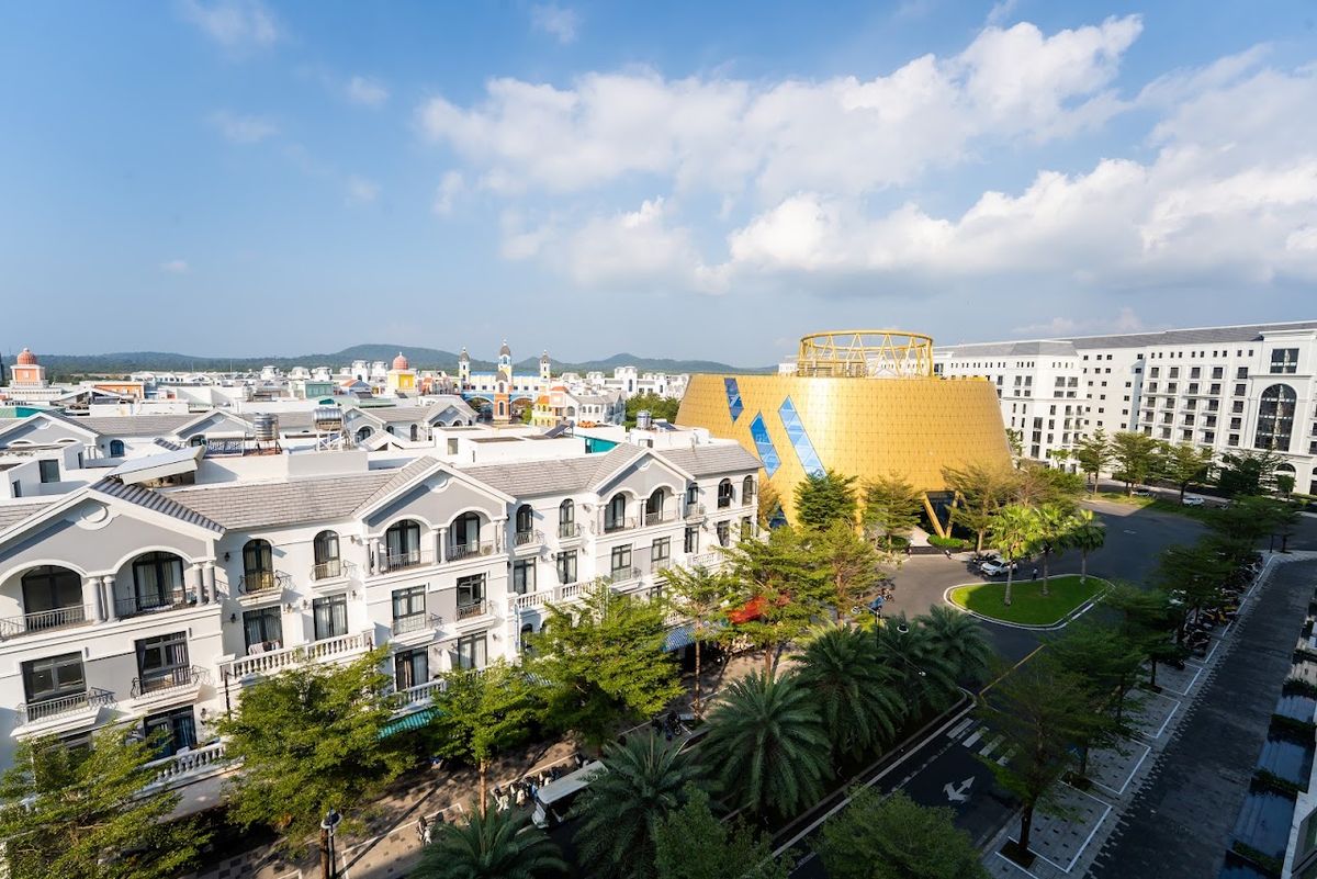 Grand Bay Hotel exterior in Ganh Dau