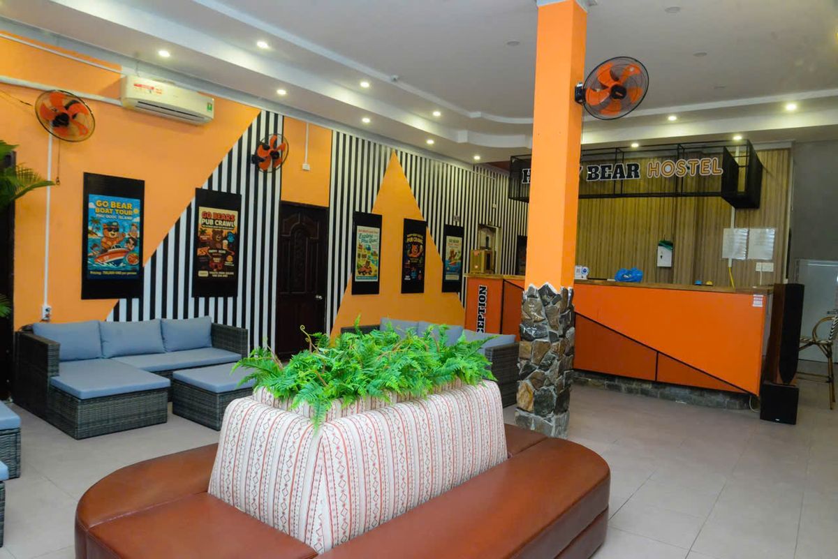 HAPPY BEAR Hostel room interior in Duong Dong