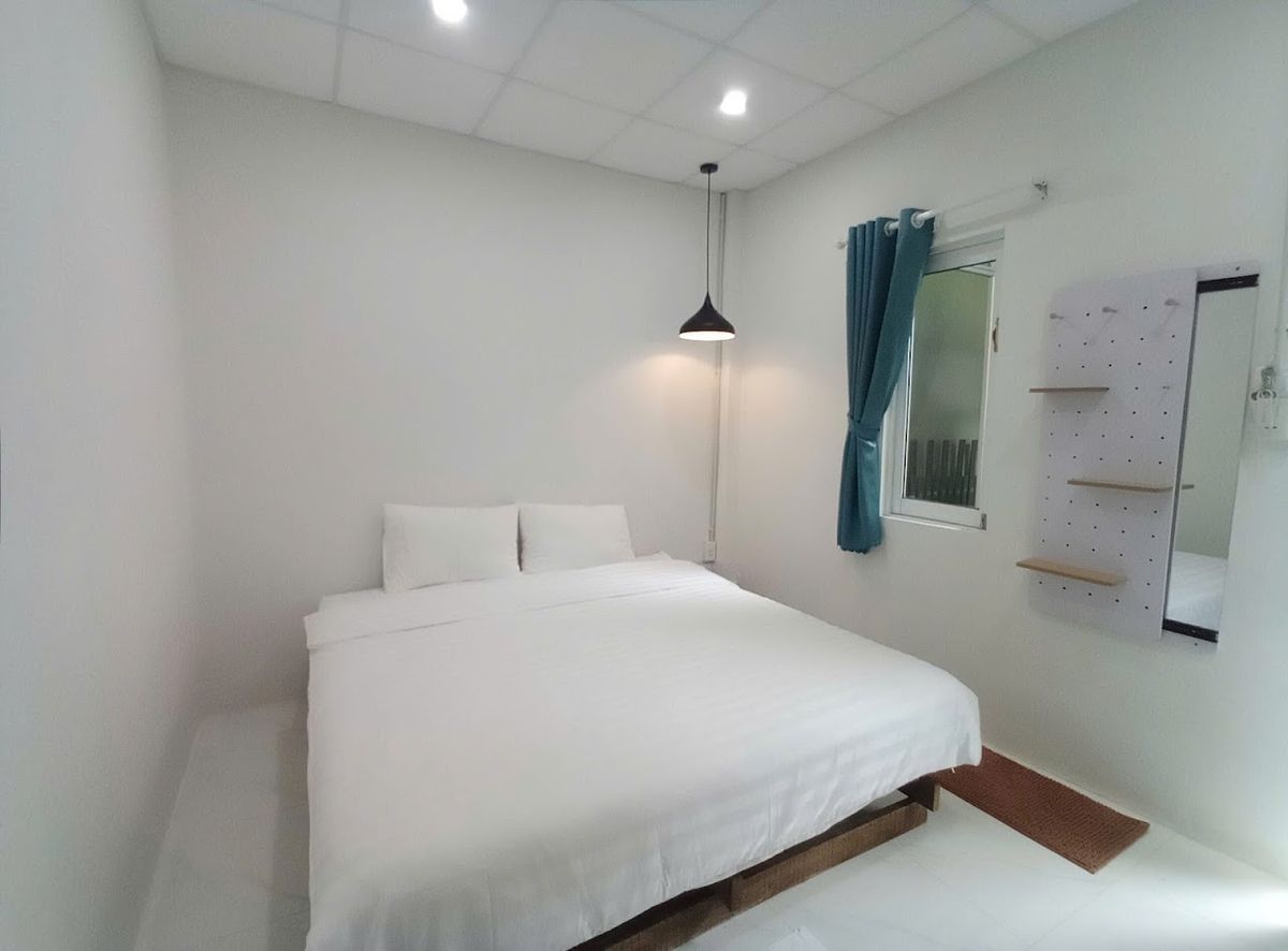 Homestay Golf & Coffee - Bi Phu Quoc pool and grounds in Bai Sao