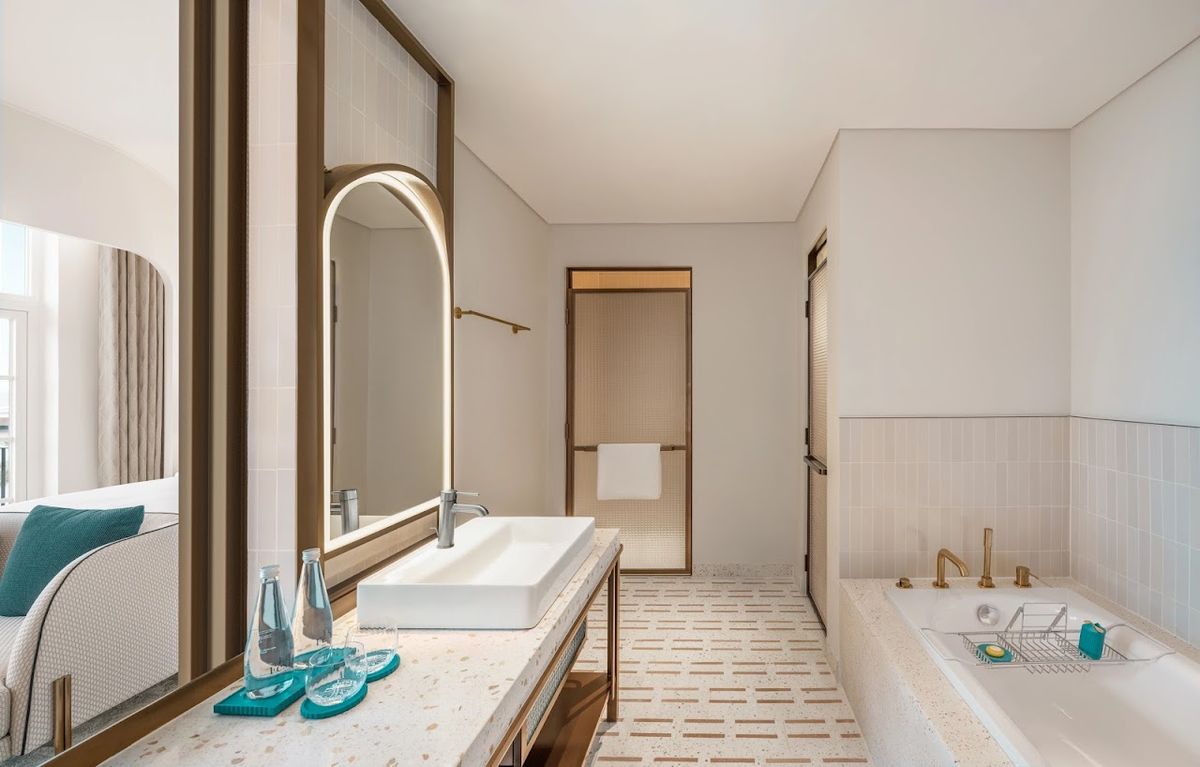 La Festa Phu Quoc, Curio Collection by Hilton facilities in An Thoi