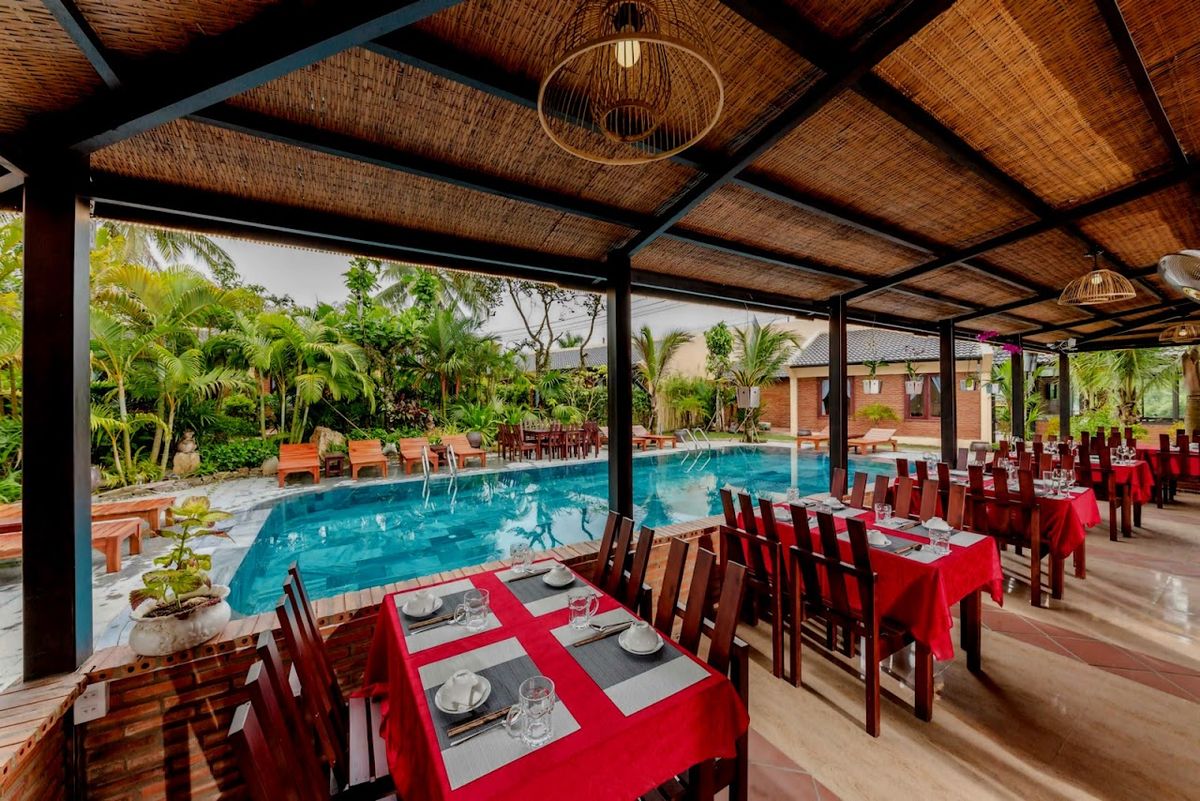 La Paloma Resort room interior in Ong Lang
