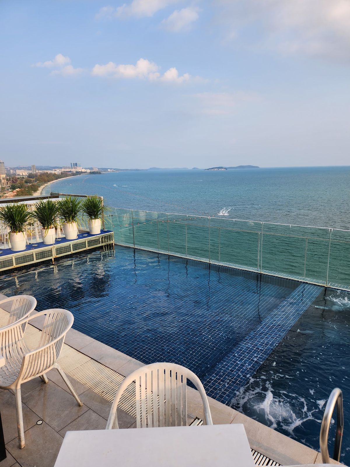 Lalisa Hotel Grand World Phú Quốc room interior in Ganh Dau