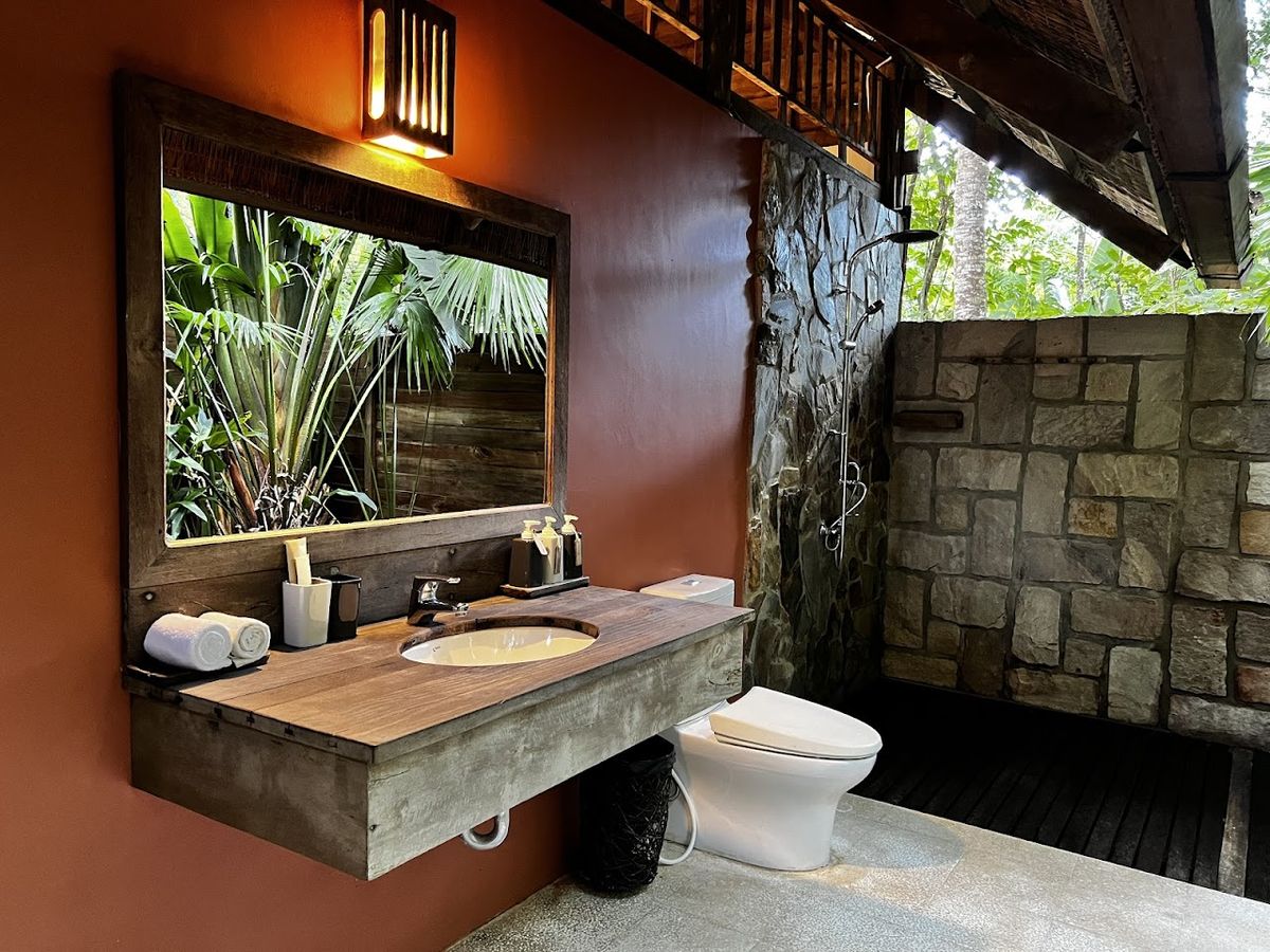 Mango Bay Resort facilities in Long Beach