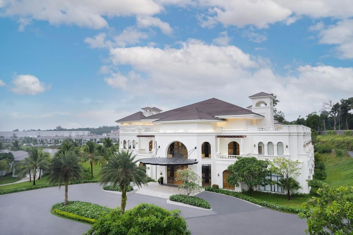 Meliá Vinpearl Phu Quoc exterior in Long Beach