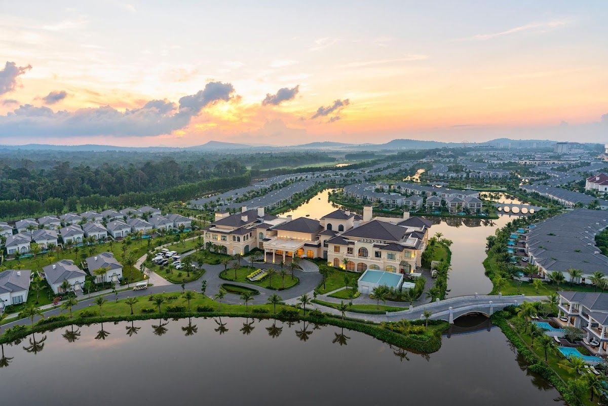 Meliá Vinpearl Phu Quoc facilities in Long Beach