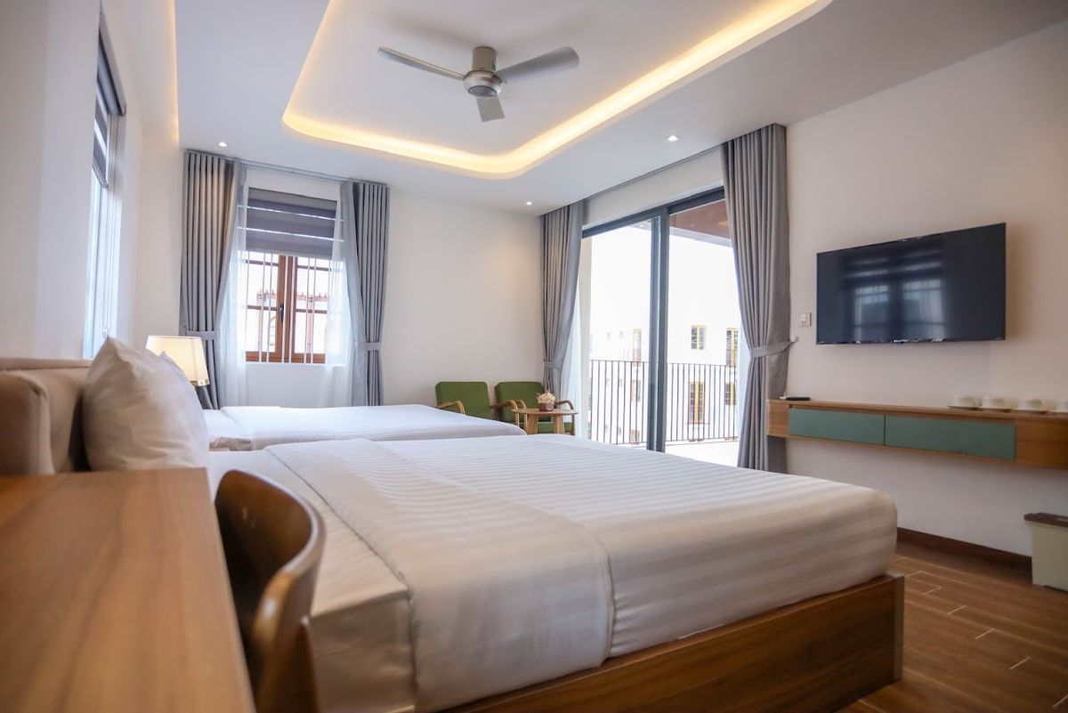 MIMOSA HOTEL PHÚ QUỐC pool and grounds in Bai Sao