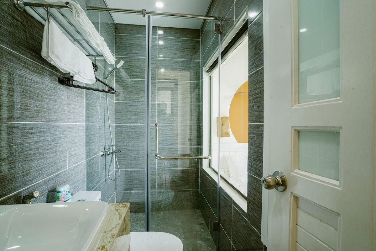Mộc HomeStay GrandWorld Phú Quốc room interior in Ganh Dau