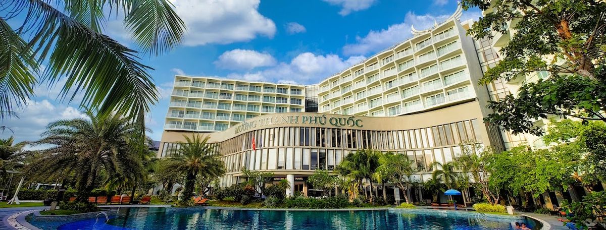 Muong Thanh Luxury Phu Quoc Hotel exterior in Long Beach