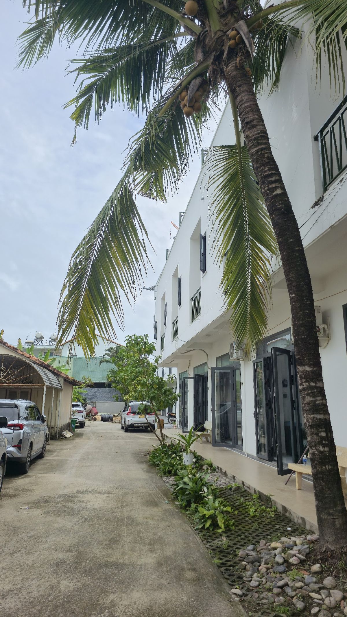 Ngọc Anh House exterior in Ong Lang