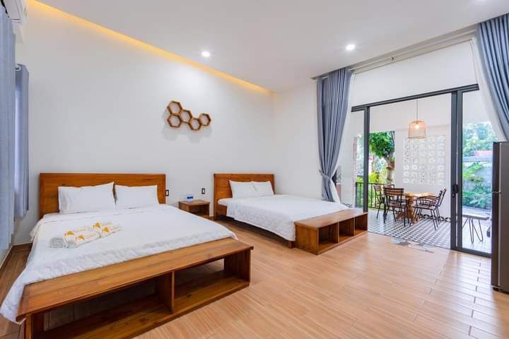 Như House Phú Quốc pool and grounds in Duong Dong