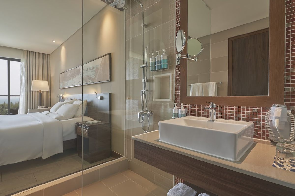 Novotel Phu Quoc Resort facilities in Long Beach
