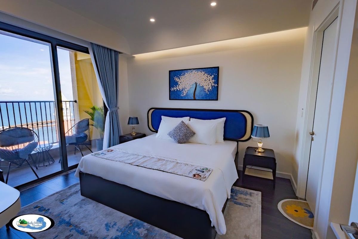 Oscar Seaview Apartment pool and grounds in An Thoi