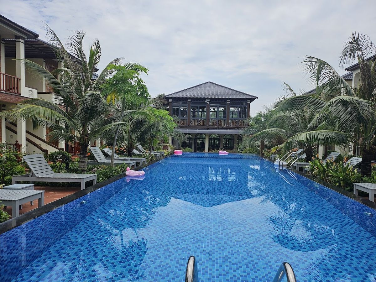 Palm Bay Resort Phu Quoc room interior in Long Beach