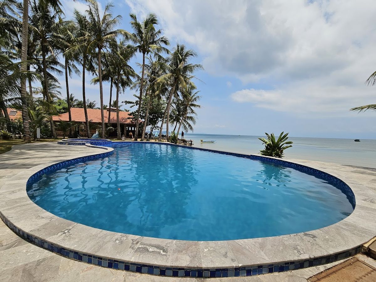 Phú Quốc Kim 2 Beach Front Resort room interior in Duong Dong