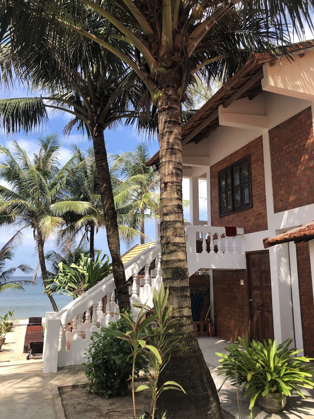 Phu Quoc Kim - Bungalow On The Beach exterior in Long Beach