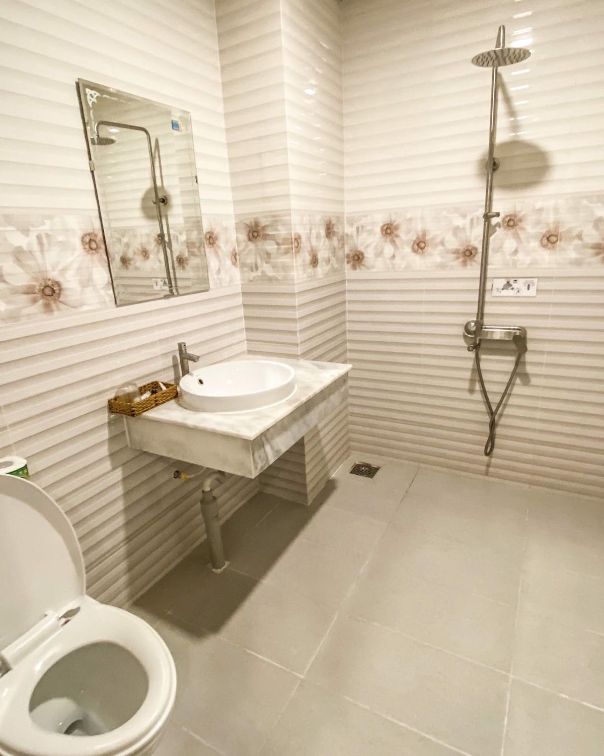 Phuong Binh House (driver family business) facilities in Duong Dong