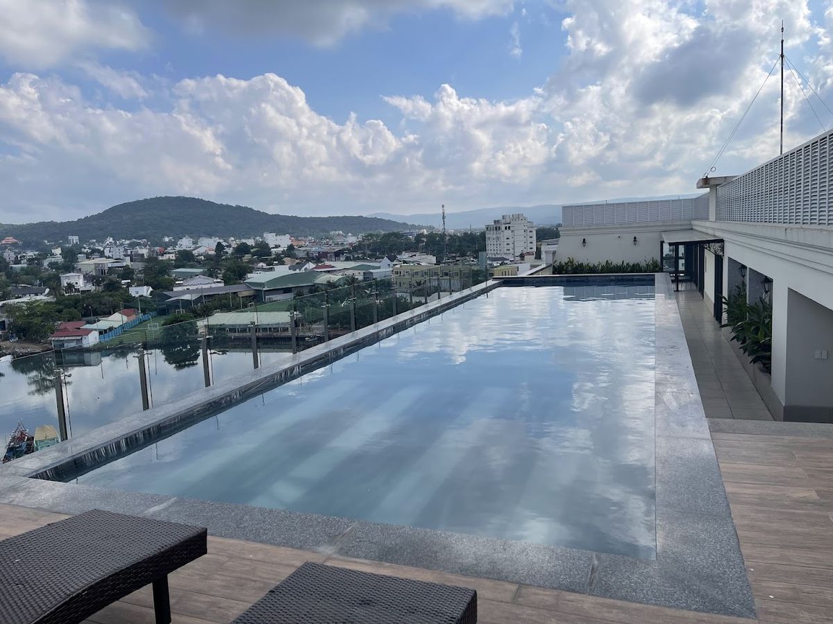 PureJoy Hotel City Center Phu Quoc room interior in Ong Lang