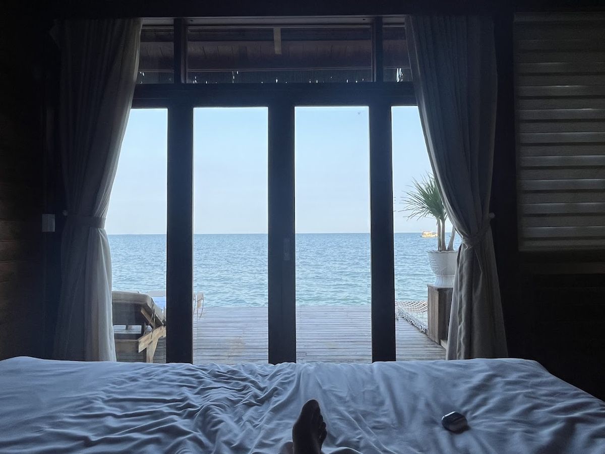Rocks Beach Boutique Phu Quoc pool and grounds in Long Beach
