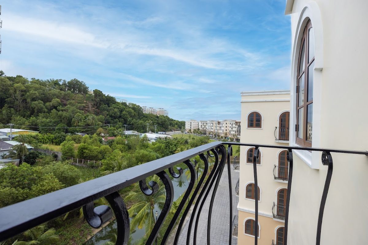Royal Hotel Phu Quoc 2 exterior in Bai Sao