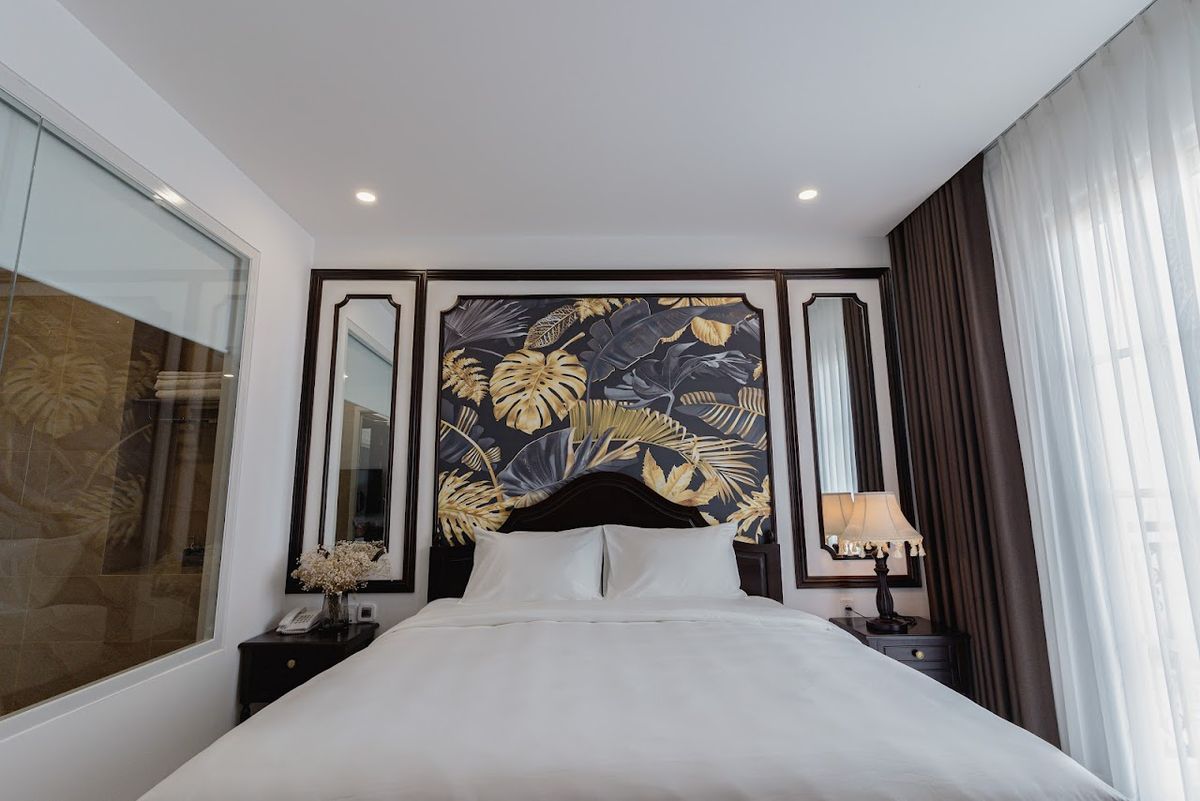 ROYAL HOTEL PHU QUOC room interior in Long Beach