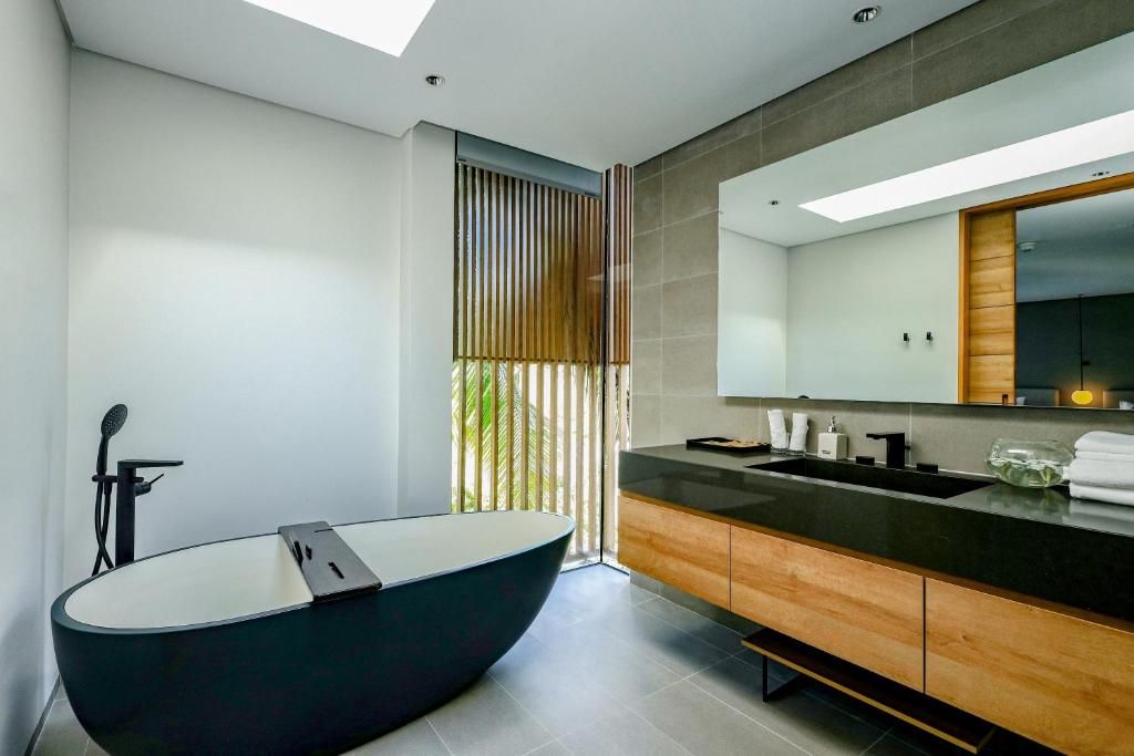 Sailing Pool villas and Resort Phu Quoc facilities in Bai Dai