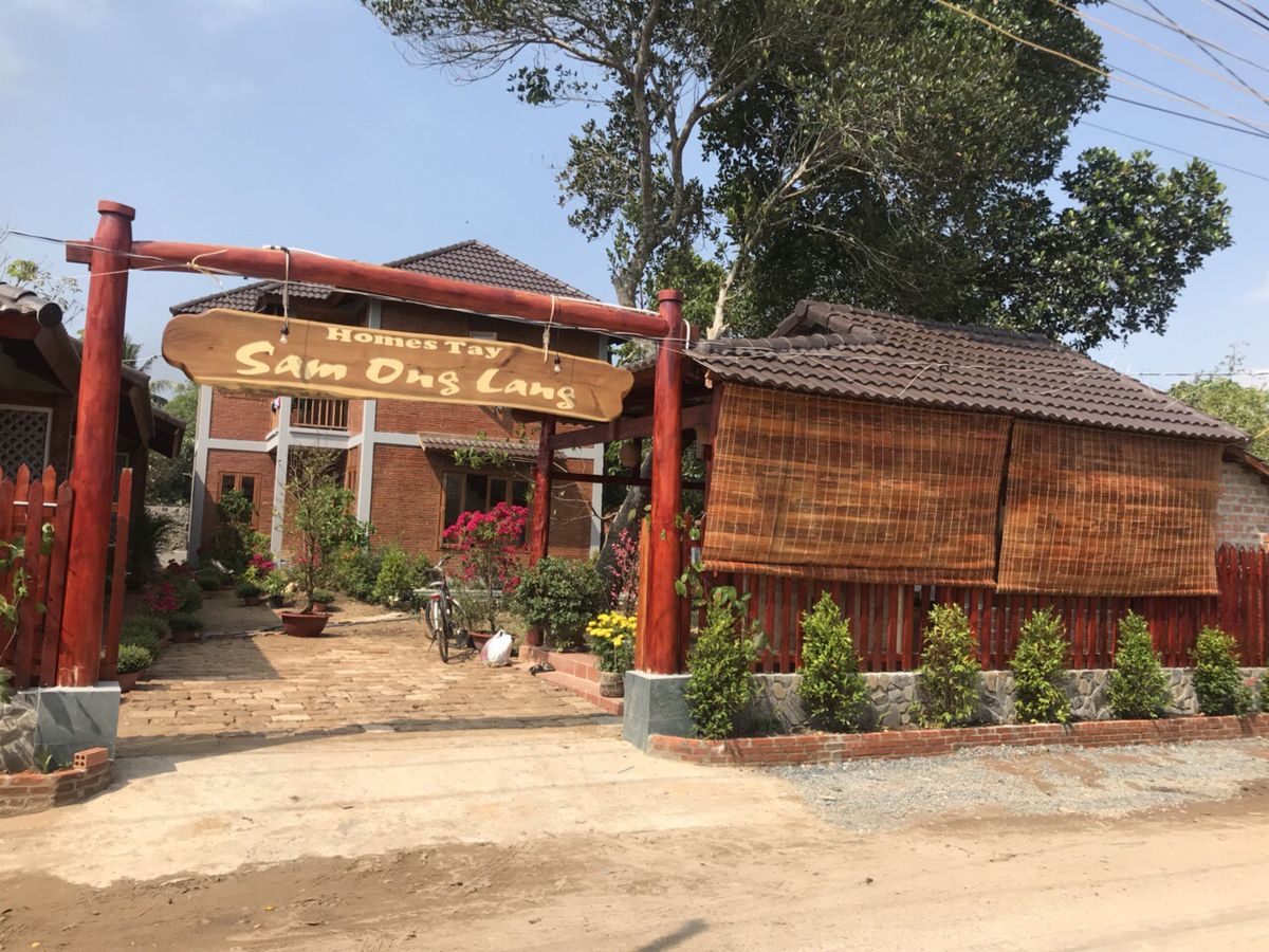 Sam Ong Lang exterior in Ong Lang