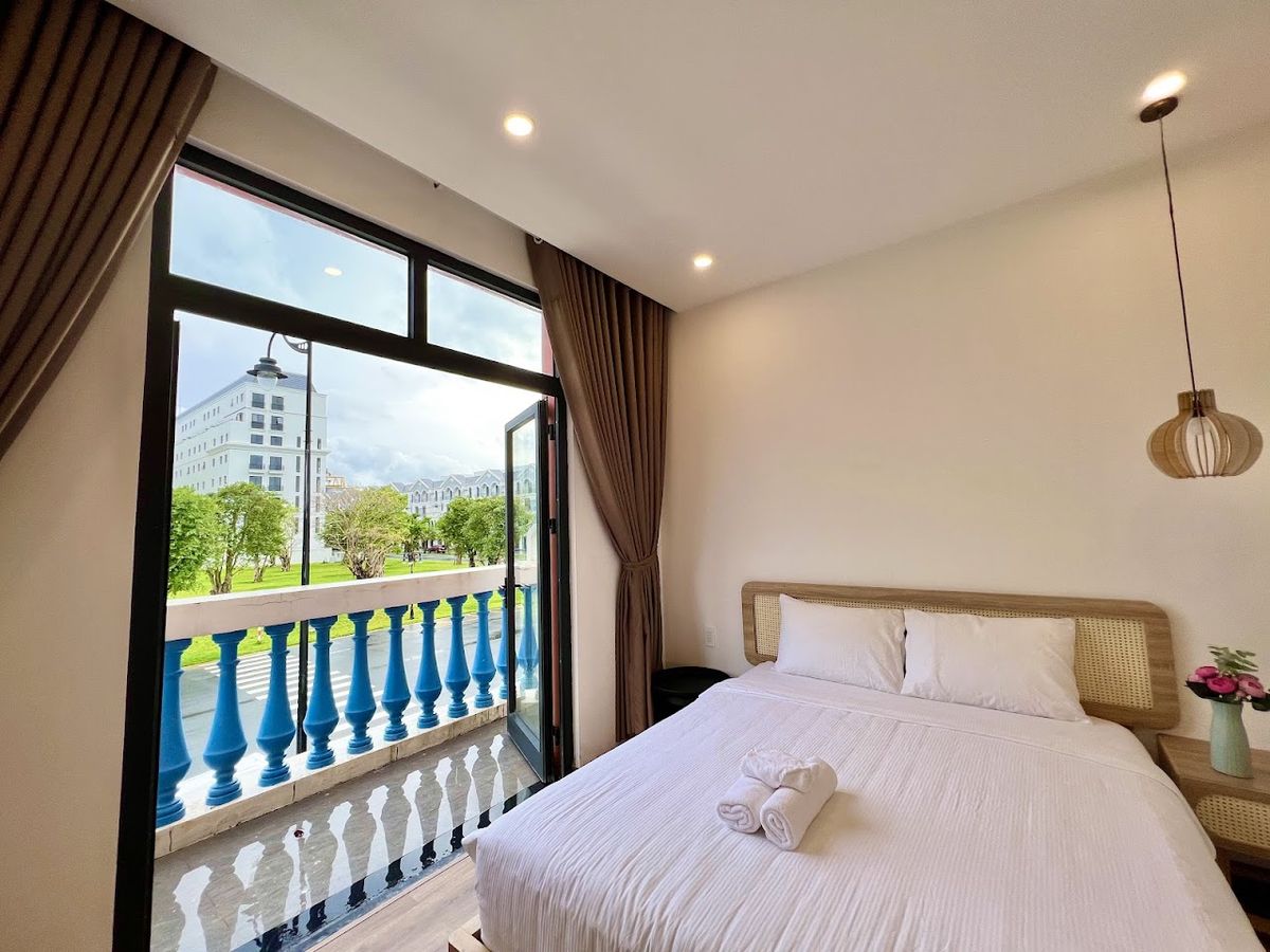 Sofia Hotel - Grand World Phu Quoc room interior in Ganh Dau