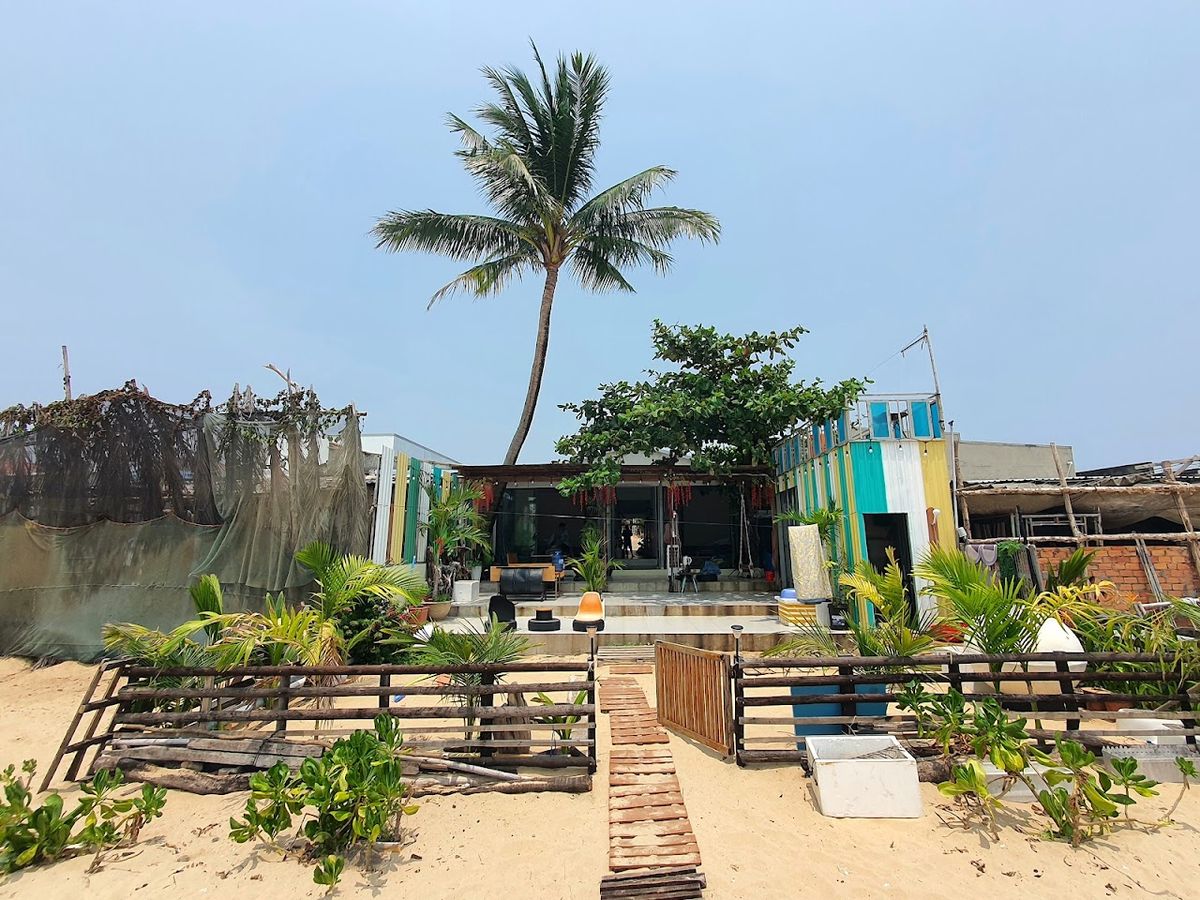 SOHO exterior in Ong Lang