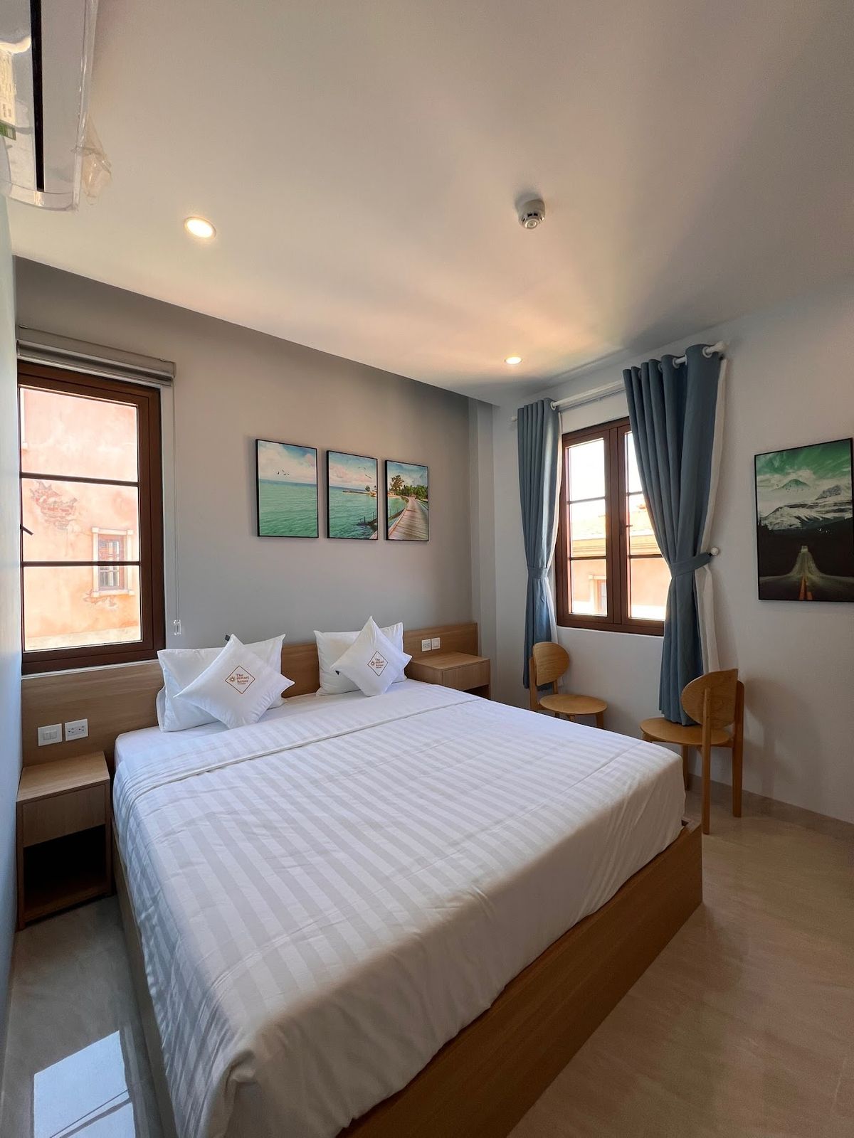 Sunset House Phu Quoc - Buggy Sevices pool and grounds in An Thoi