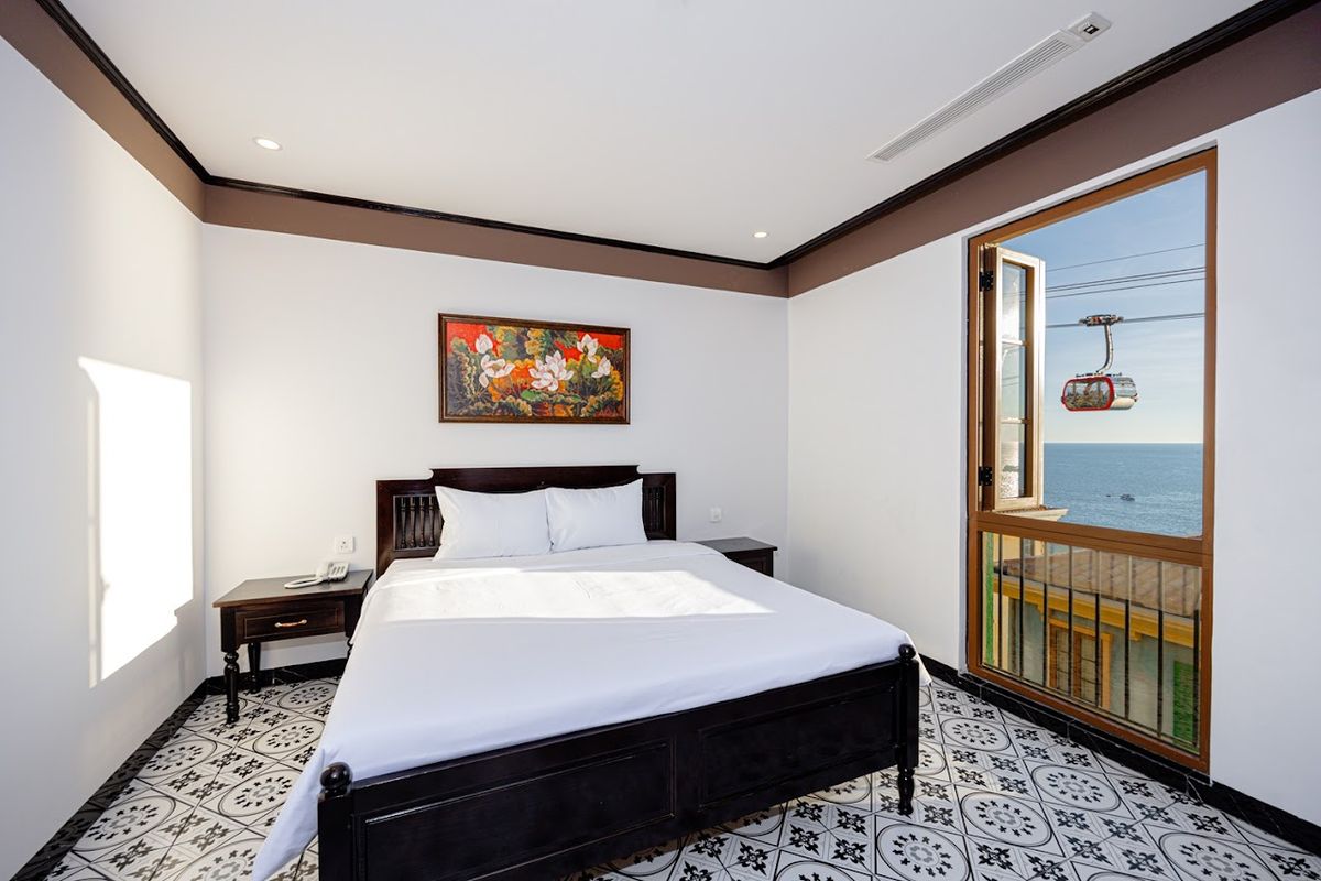 Thala Hotel Phu Quoc pool and grounds in An Thoi