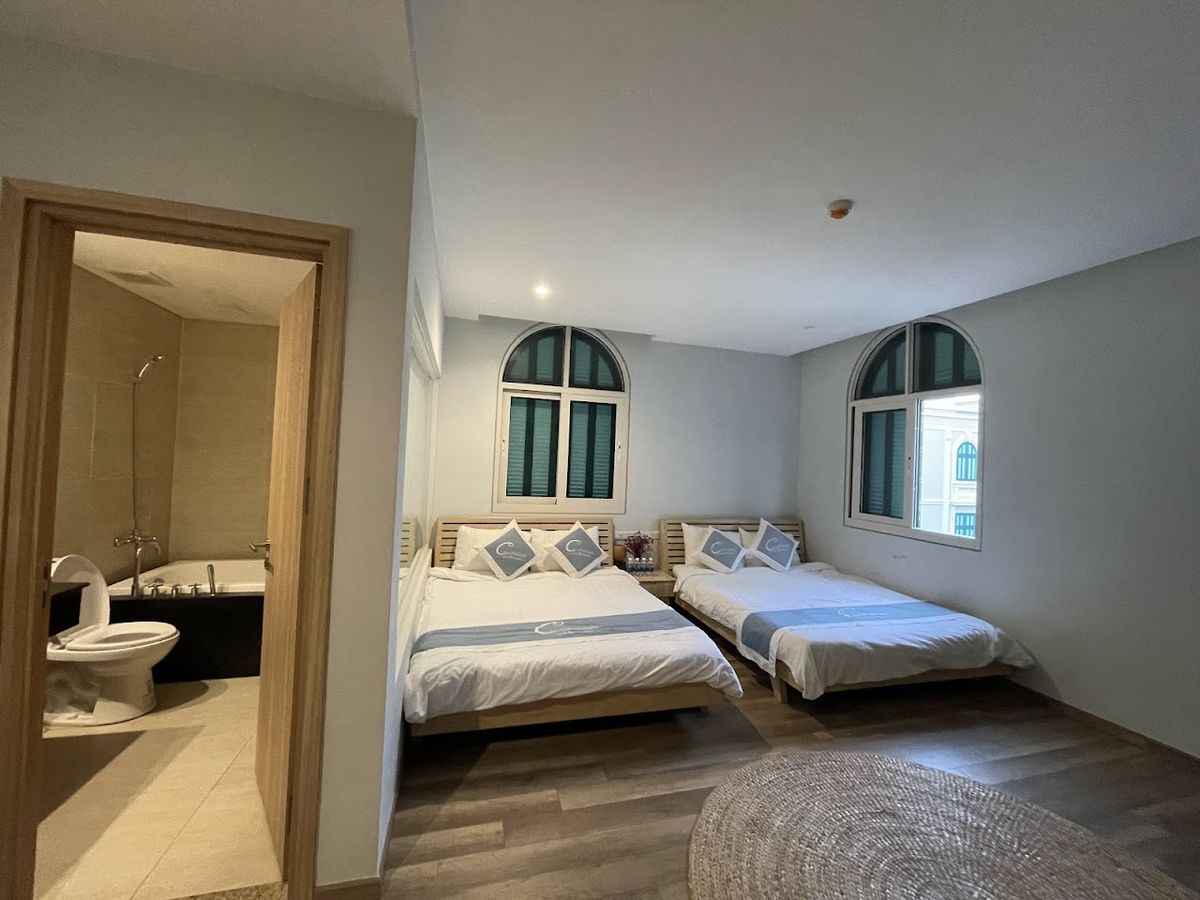 The Costis Phu Quoc - Hotel and Homestay pool and grounds in Long Beach