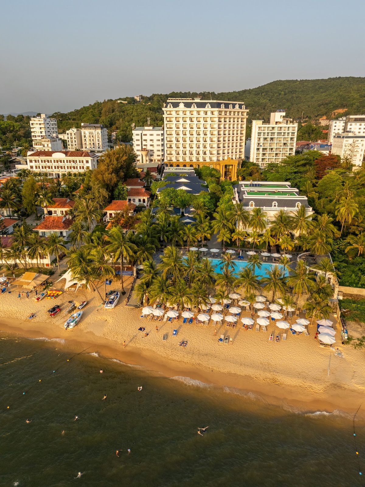 Thien Thanh Resort exterior in Duong Dong