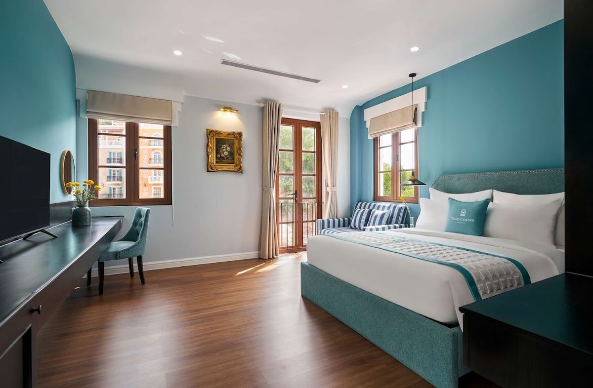 Times Corner Sorrento Boutique Hotel pool and grounds in An Thoi