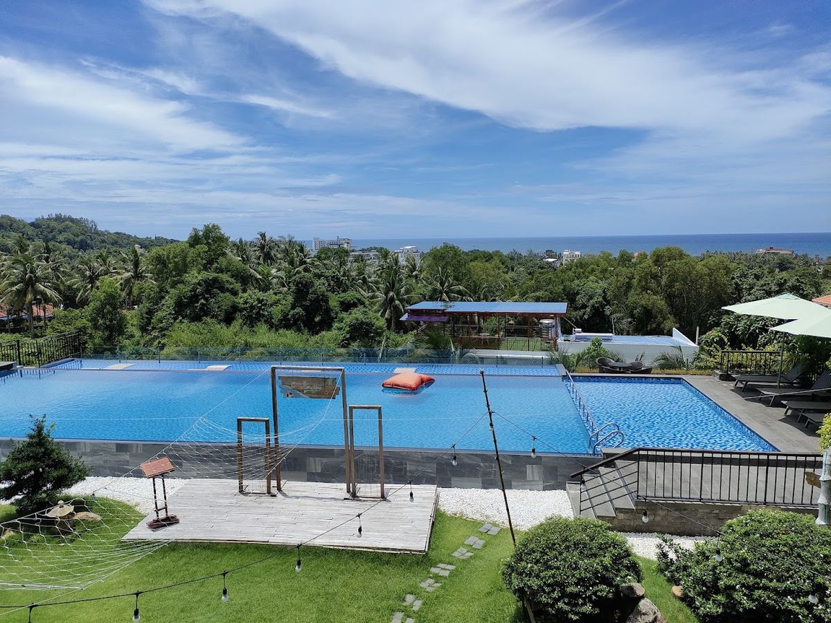 Tom Hill Boutique Resort & Spa room interior in Duong Dong