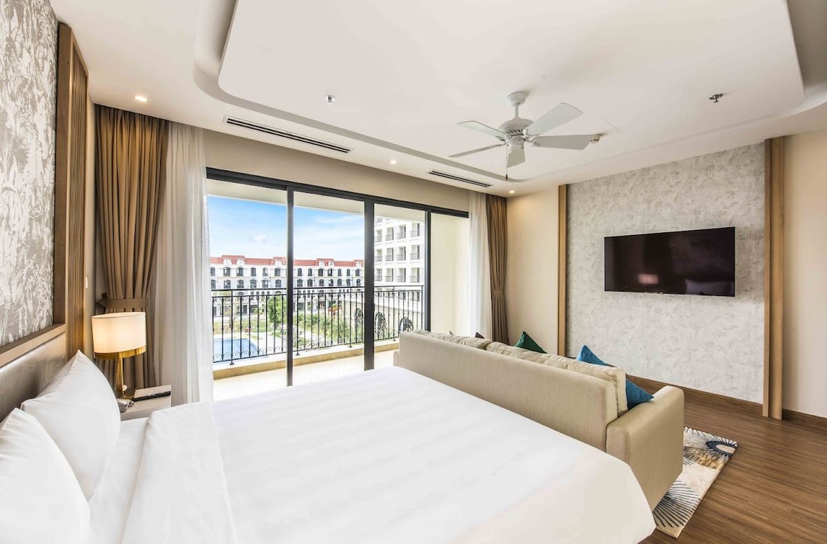 VinHolidays Fiesta Phu Quoc pool and grounds in Ganh Dau